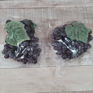 Realistic Faux Grapes Decorative Fruit Wine Decor Bundle Of 2 Clusters Vintage